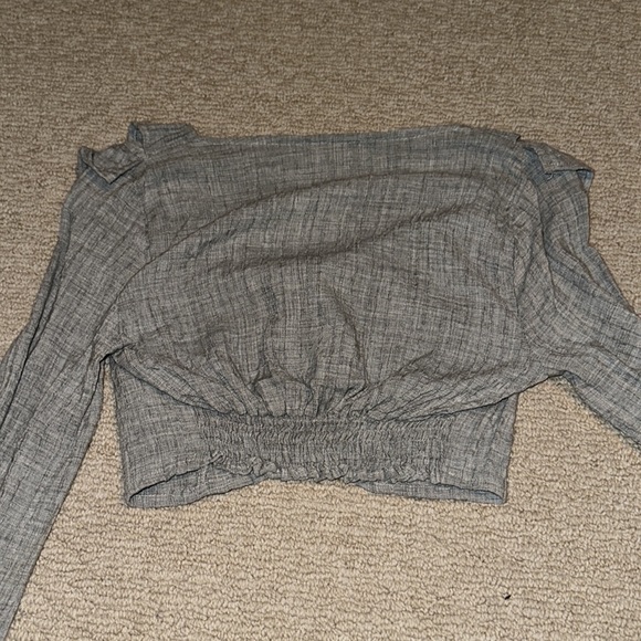 zara grey long sleeve crop ruffle top - Picture 3 of 3